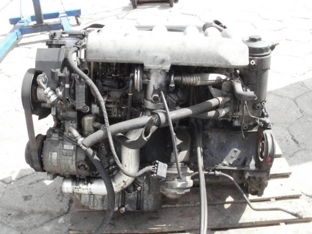 Двигатель Mercedes E W210 300 TD в сборе навесное оборудование