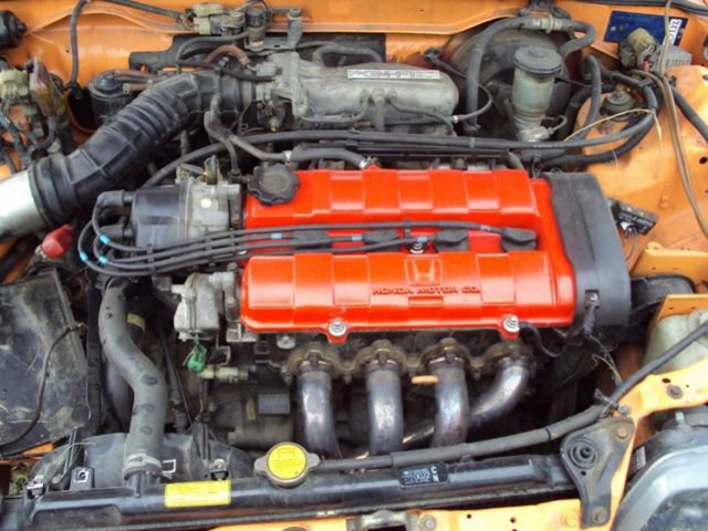 Honda CRX двигатель D16Z5 (не b16a2, V-tec vtec)