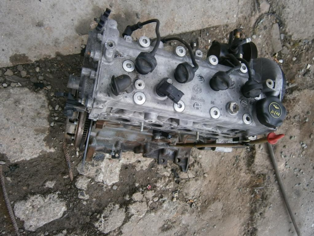 LANCIA Y YPSILON 1.2 16V 2002 R. двигатель