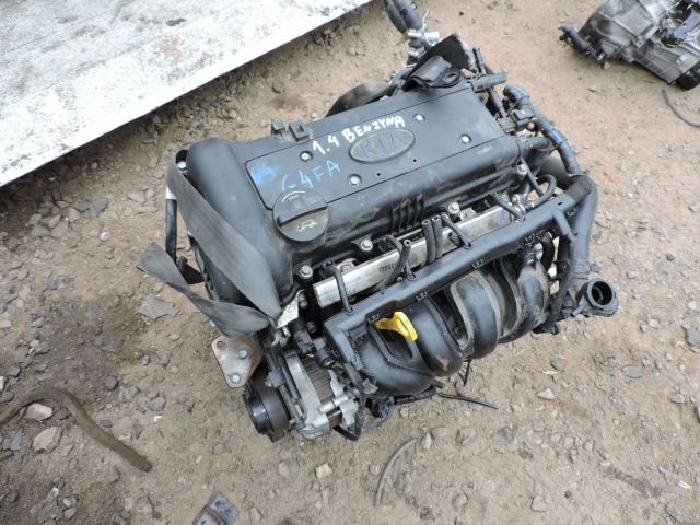 KIA HYUNDAI 1.4 16V G4FA двигатель