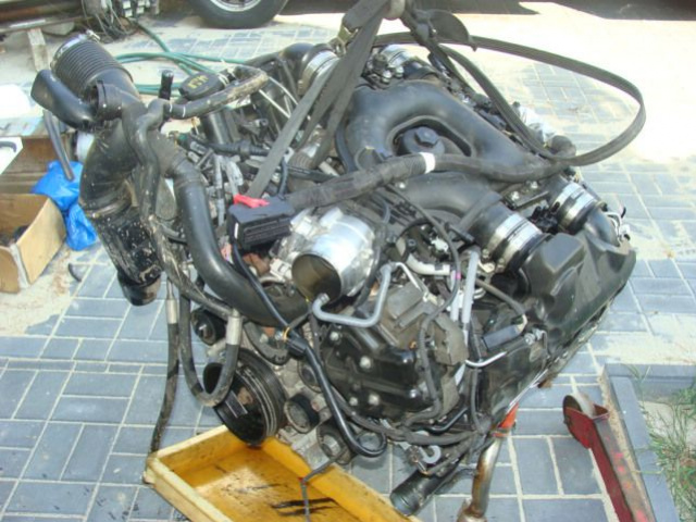 LAND ROVER RANGE VOGUE двигатель 4.4 DT V8 2012