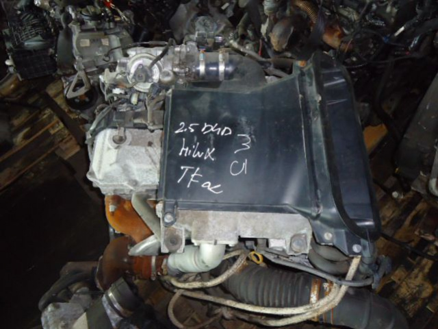 Двигатель Toyota Hilux Hiace 2.5 D4D 2KD 7 r