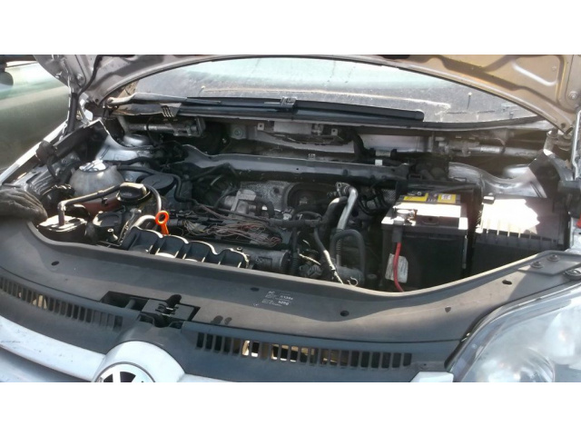 VW GOLF 5 PLUS 1.4 FSI двигатель BLN