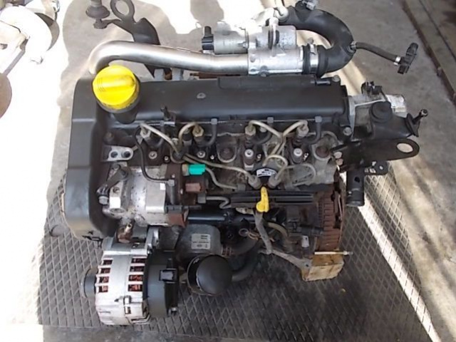 Двигатель Renault Clio 1.5 DCI rozrusznik z tylu