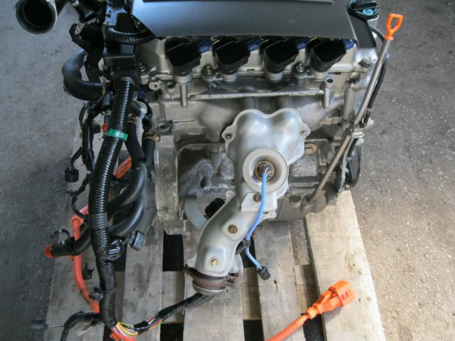 Двигатель HONDA CIVIC VIII 09г. 1.3 IMA HYBRYDA KOMPLE