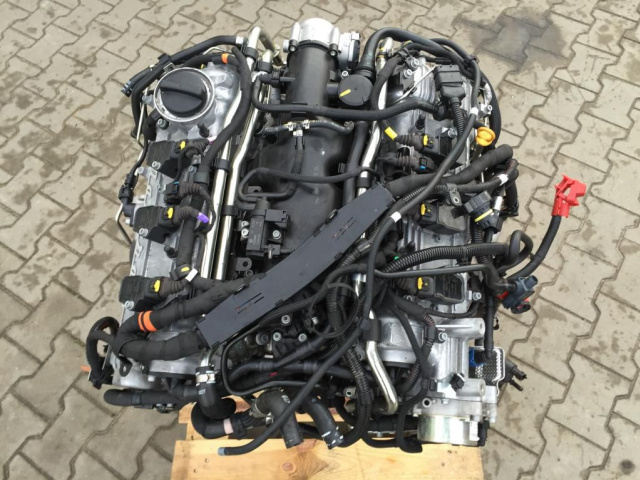 MASERATI GHIBLI V6 3.0 410KM SQ4 двигатель бензин