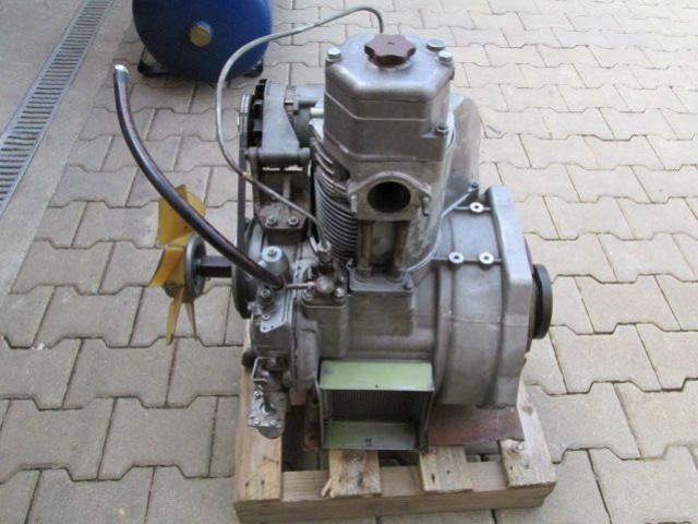 Двигатель DEUTZ F1L 210D 10, 3KW
