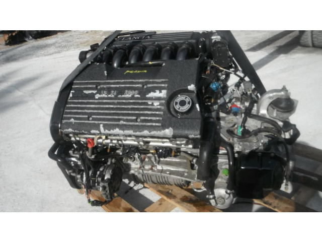 Двигатель LANCIA THESIS 3.0 V6 841A000 98 тыс km