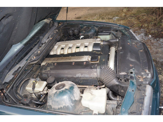 Двигатель коробка передач BMW 325 2, 5 tds E 36