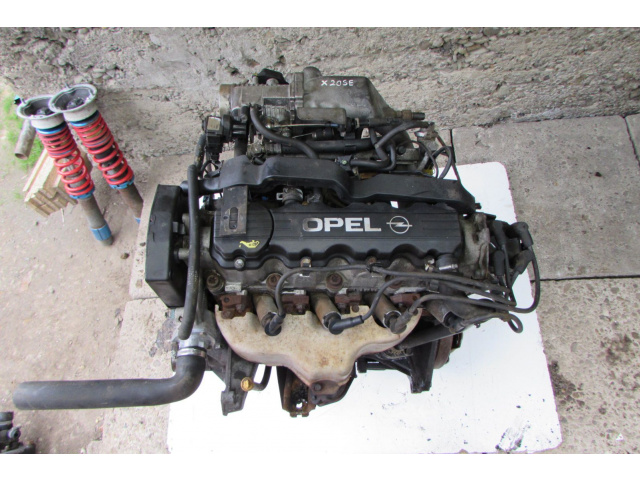 Opel Omega B 2.0 8V X20SE двигатель в сборе