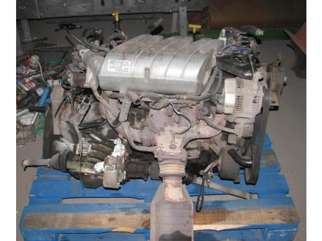DODGE CARAVAN 1998 3.3 V6 двигатель коробка передач