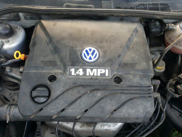 VW polo 6n2 1, 4 mpi AKK lakier LB7Z 2000г.