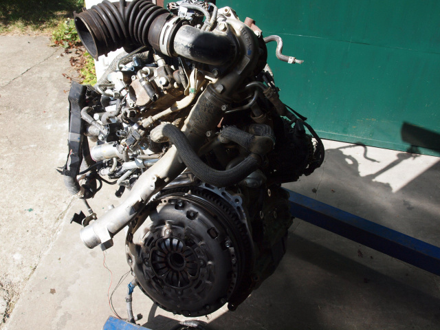 TOYOTA RAV4 2013-15r 2.0D4D 1AD двигатель в сборе