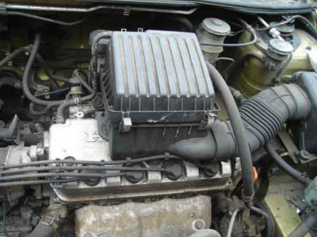 Honda HRV 4x4 двигатель 1.6 16V RADOM запчасти