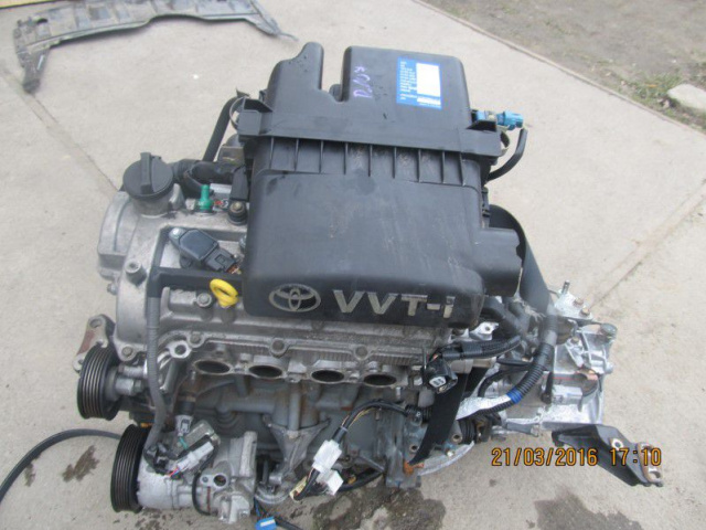 YARIS PEUGEOT 107 двигатель 1.0 VVT-I 1S-P52L