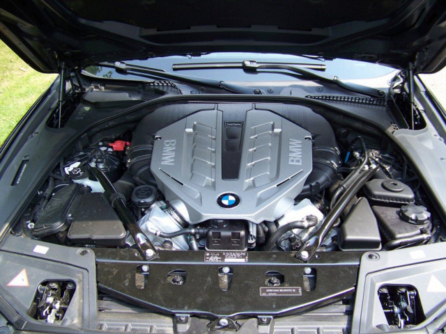 Двигатель N63B44A BMW F01 F10 F12 550i 750i 650i 5.0
