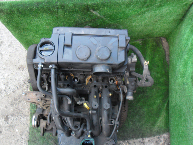Citroen Xsara Xantia Peugeo 406 двигатель 1.8 FLX