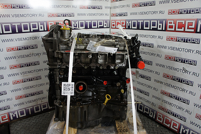 Двигатель вид с боку RENAULT K4M D 812
