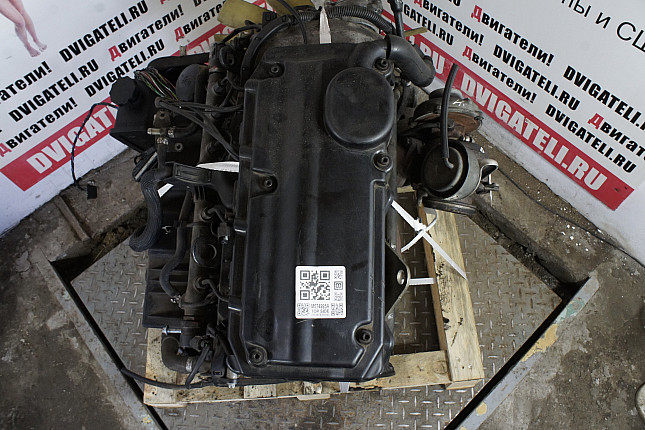 Фотография контрактного двигателя сверху Mercedes OM 646.982