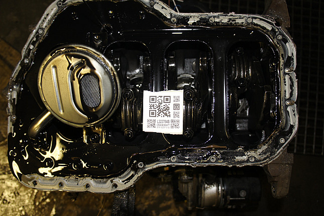Фотография блока двигателя без поддона (коленвала) Toyota 2C-TE