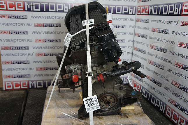 Двигатель вид с боку ROVER 14 K4F