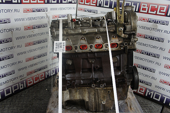 Двигатель вид с боку RENAULT K4JD730