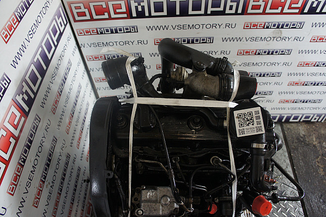 Фотография контрактного двигателя сверху VW 1Z