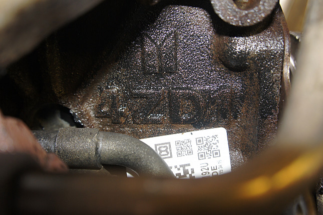 Номер двигателя и фотография площадки Isuzu 4ZD1