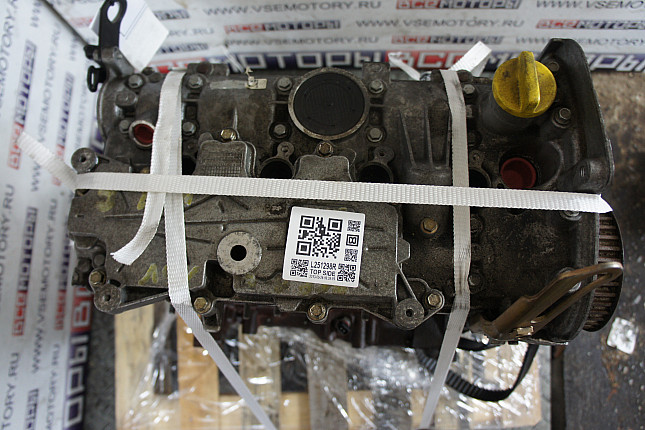 Фотография контрактного двигателя сверху RENAULT K4MC813