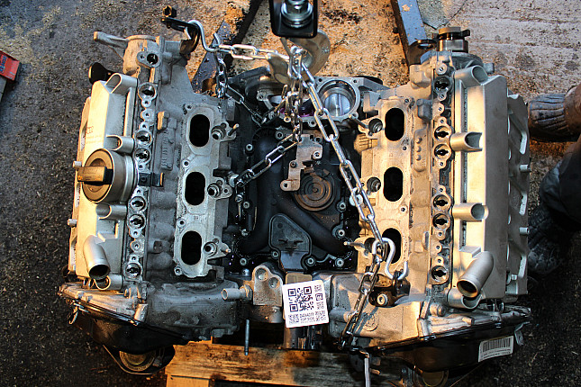 Фотография контрактного двигателя сверху Audi CALA