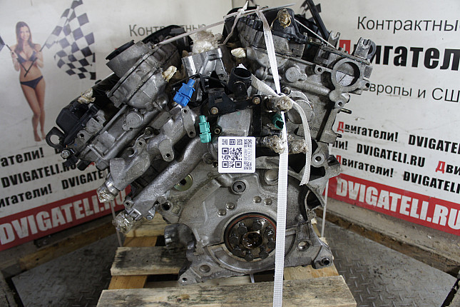 Двигатель вид с боку Citroen XFX (ES9J4S)