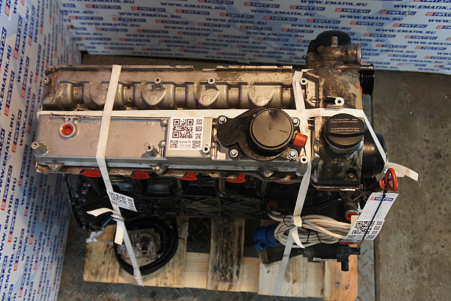 Фотография контрактного двигателя сверху MERCEDES-BENZ OM 612.981