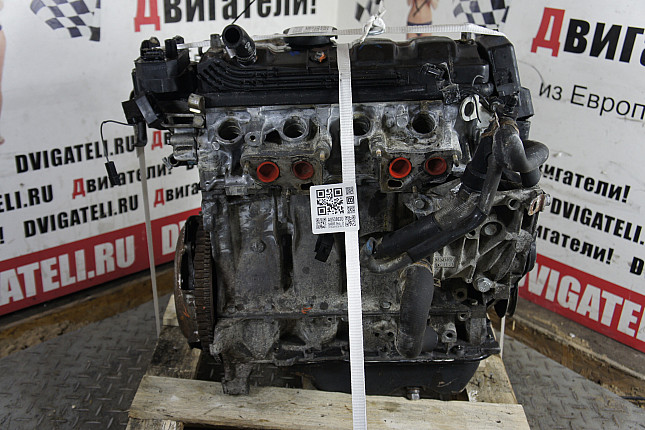Двигатель вид с боку Peugeot CDY (TU9M)