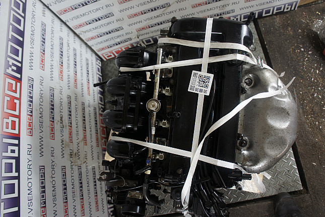 Фотография контрактного двигателя сверху FORD CHBA