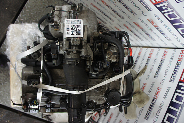Фотография контрактного двигателя сверху HYUNDAI G4CS