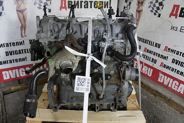 Двигатель вид с боку Opel Z 13 DTH