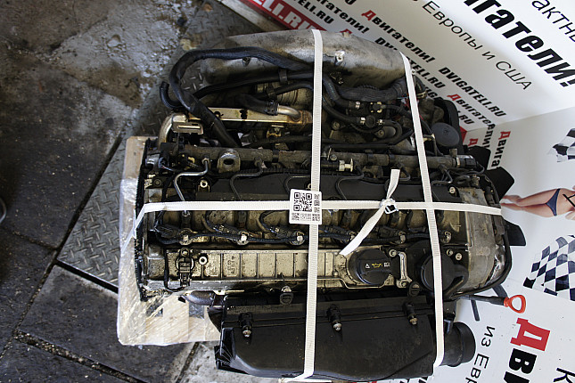 Фотография контрактного двигателя сверху Mercedes OM 613.961