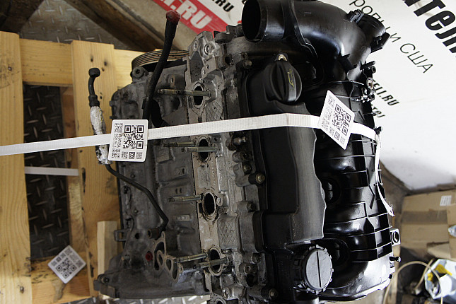 Фотография контрактного двигателя сверху Suzuki 8HY