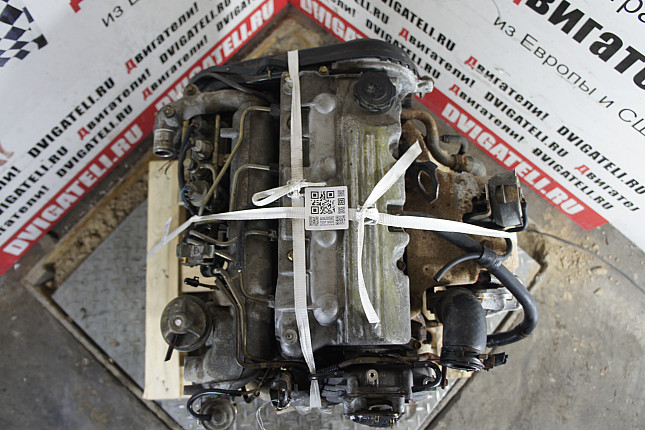 Фотография контрактного двигателя сверху Mazda RF2A