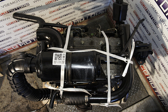 Фотография контрактного двигателя сверху CHRYSLER 09B