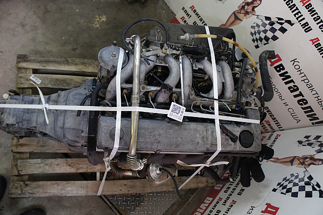 Фотография контрактного двигателя сверху Mercedes OM 603.912+МКПП
