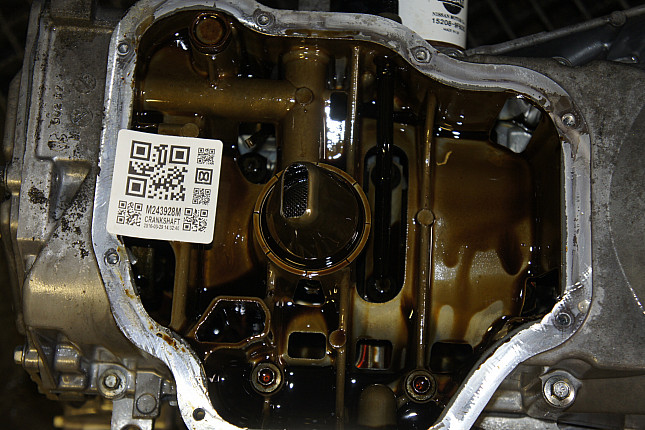 Фотография блока двигателя без поддона (коленвала) Nissan HR16DE