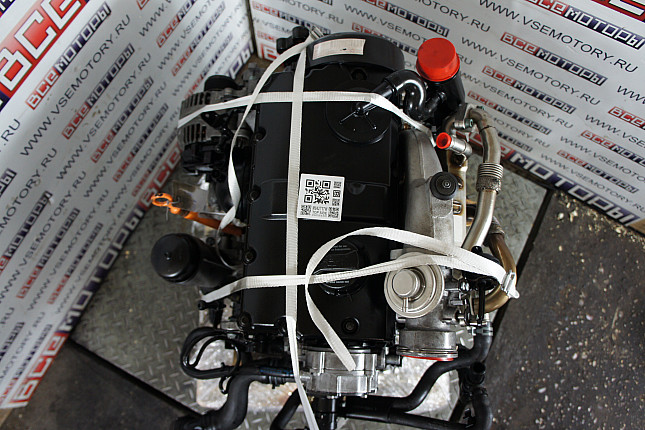Фотография контрактного двигателя сверху VW AUY
