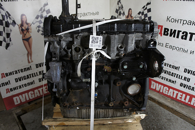 Двигатель вид с боку VW AAB