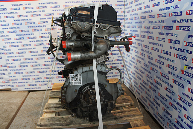 Двигатель вид с боку HYUNDAI G4GC-G