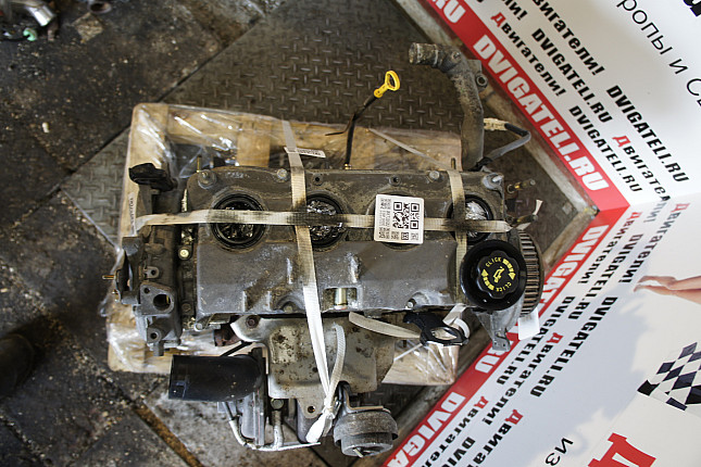 Фотография контрактного двигателя сверху Mazda RF5C