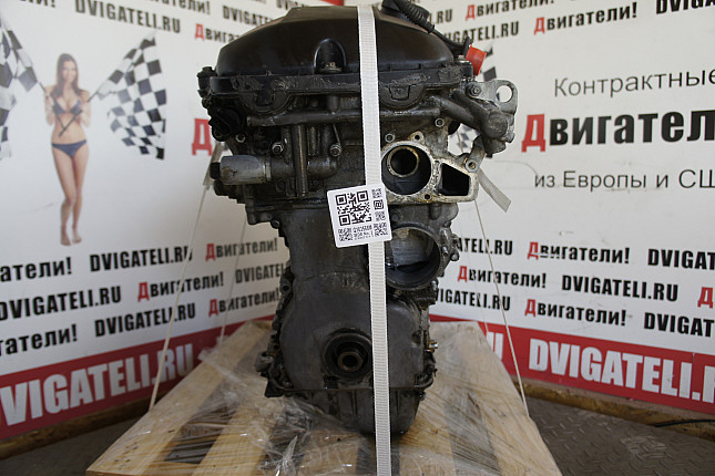 Двигатель вид с боку BMW M54 B25