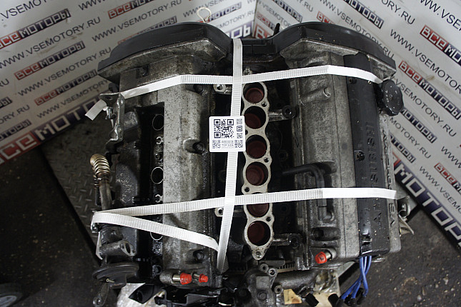Фотография контрактного двигателя сверху MITSUBISHI 6A12 