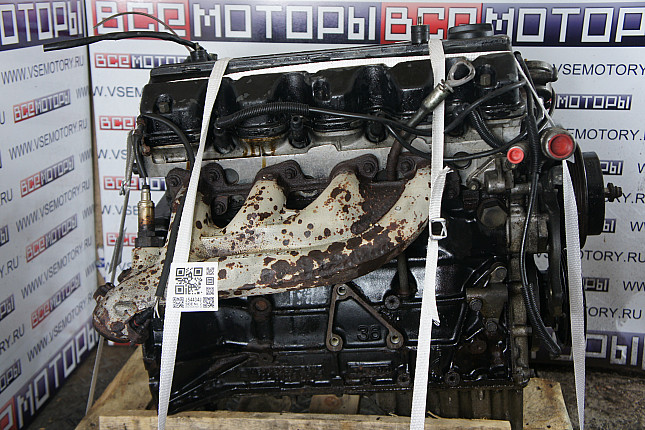 Двигатель вид с боку MERCEDES-BENZ м102 962