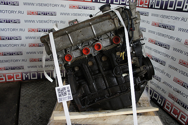 Двигатель вид с боку RENAULT D7F 720
